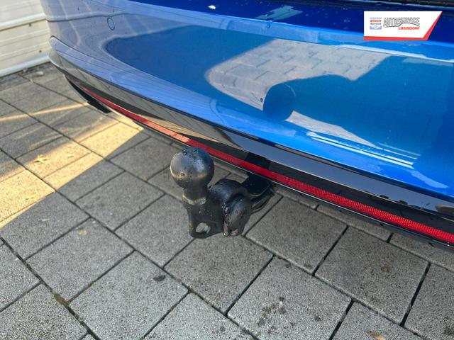 Skoda Octavia Combi RS Kombi 2.0 TSI DSG 265 PS AHK*Panorama*DCC*19"*Android Auto*Navi*SHZ*360&deg;*E-Heck 