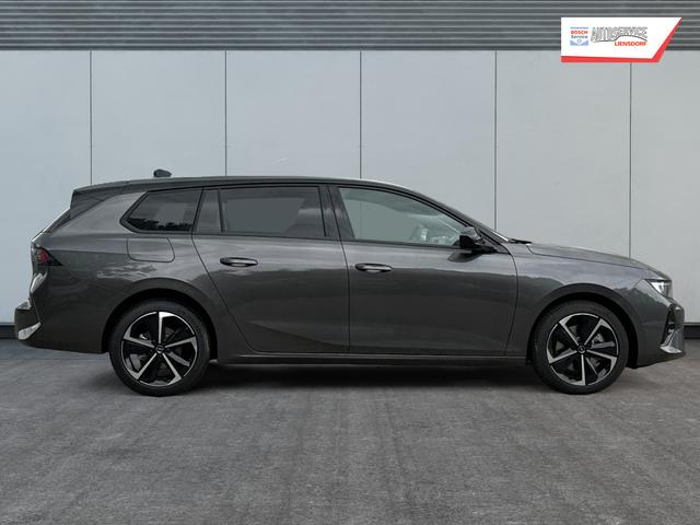 Opel / Astra Sports Tourer / / / / 
