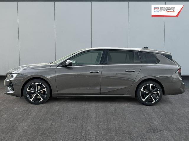 Opel / Astra Sports Tourer / / / / 