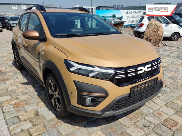 Dacia / Sandero Stepway / Beige / / / 