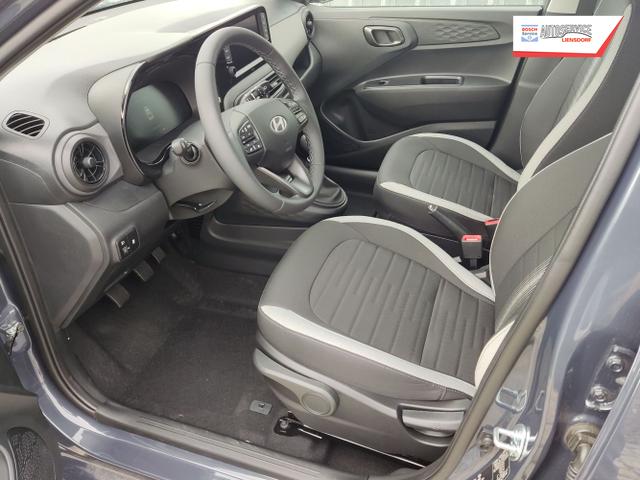 Hyundai / i10 / Grau / / / 