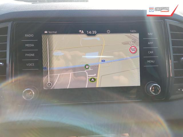 Skoda / Karoq / Grau / / / , Beispielbilder, ggf. teilweise mit Sonderausstattung