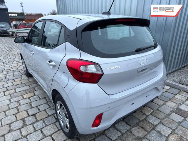 Hyundai / i10 / Silber / / / 