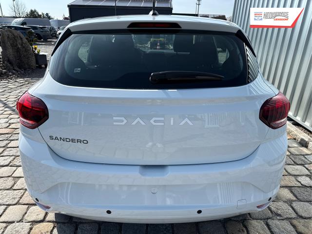 Dacia / Sandero / Wei&szlig; / / / , Beispielbilder, ggf. teilweise mit Sonderausstattung