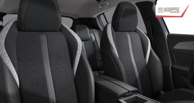 Peugeot 308 Allure AT Nav Keyl 360&deg; WinterP RCTA ACC LED 