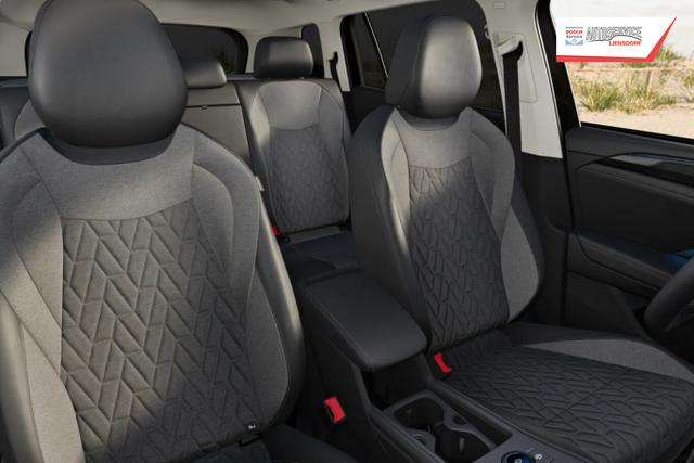 Volkswagen Tayron LIFE PHEV Pano LED+5JGar IqDrive SHZ eHK PrivG 