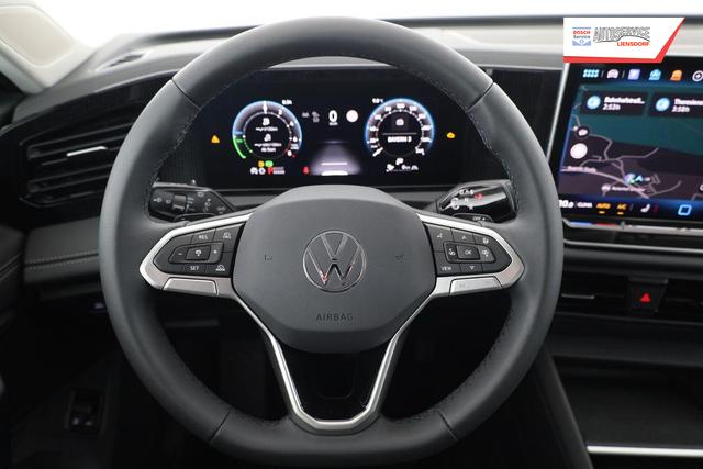 Volkswagen Tiguan 1.5 TSI eHybrid 150 kW Life DSG Life, AHK, Navi, ParkAssist, 5-J Garantie 