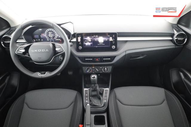 Skoda Fabia Selection 1.0 TSI Selection, AHK, Tempomat, Ladeboden, Park, Winterpaket, SmartLink, 4-J Garantie 