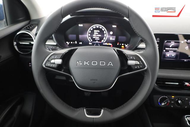 Skoda Fabia Selection 1.0 TSI Selection, AHK, Tempomat, Ladeboden, Park, Winterpaket, SmartLink, 4-J Garantie 