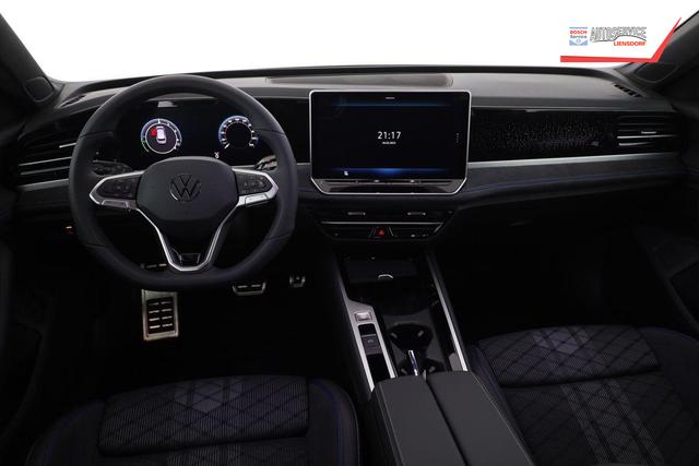 Volkswagen Passat Variant 1.5 TSI eHybrid 200 kW R-Line R-LINE, Pano, 19-Zoll, IQ.Light 