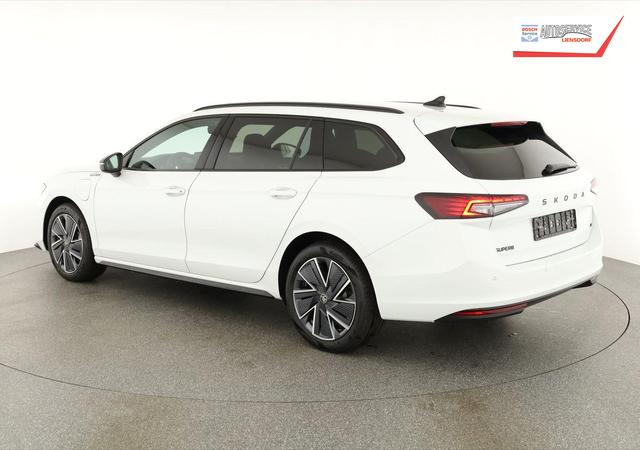 Skoda Superb Combi 1.5 TSI iV 150 kW Sportline DSG Sportline, AHK, Matrix, Side, el. Klappe, Navi 