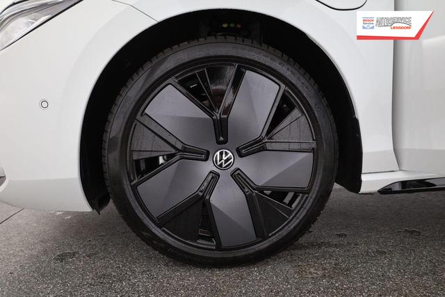 Volkswagen Passat Variant 1.5 TSI eHybrid 200 kW R-Line Black, Pano, AHK, AreaView, 19-Zoll 