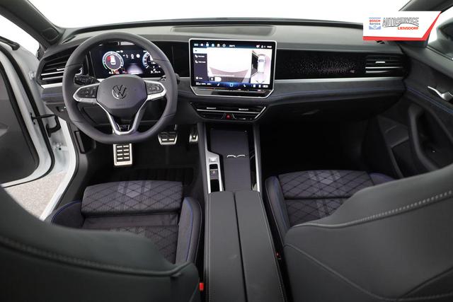 Volkswagen Passat Variant 1.5 TSI eHybrid 200 kW R-Line Black, Pano, AHK, AreaView, 19-Zoll 