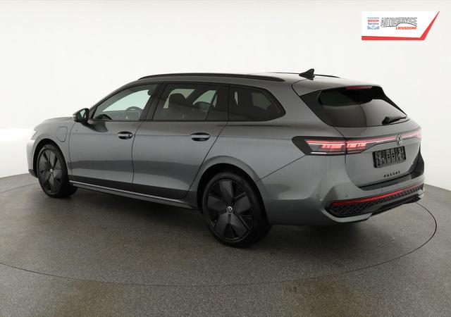 Volkswagen Passat Variant 1.5 TSI eHybrid 200 kW R-Line Black, Pano, AHK, AreaView, 19-Zoll 