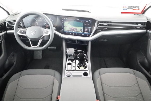 Volkswagen Touareg 3.0 TDI 170 kW 4Motion V6 4M, AHK, Navi, Kamera, ACC 