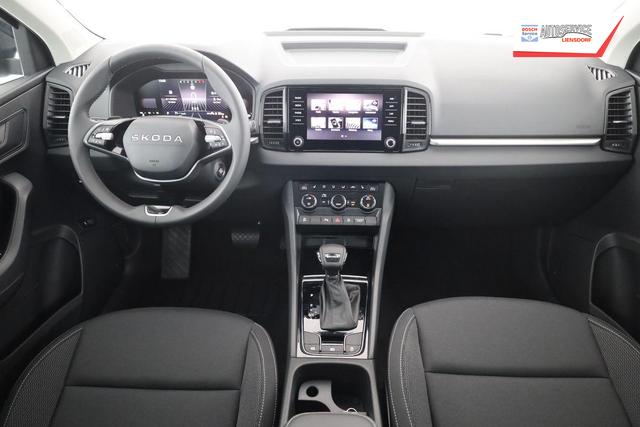 Skoda Karoq 1.5 TSI DSG 130 Jahre, AHK, el. Klappe, Kamera, Ladeboden, Winter 