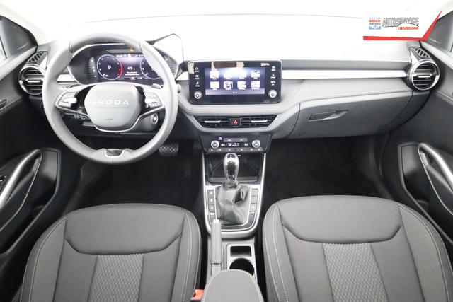 Skoda Fabia Selection 1.0 TSI DSG 130 Jahre, LED, Kamera, ACC, Side, Ladeboden, Winter 