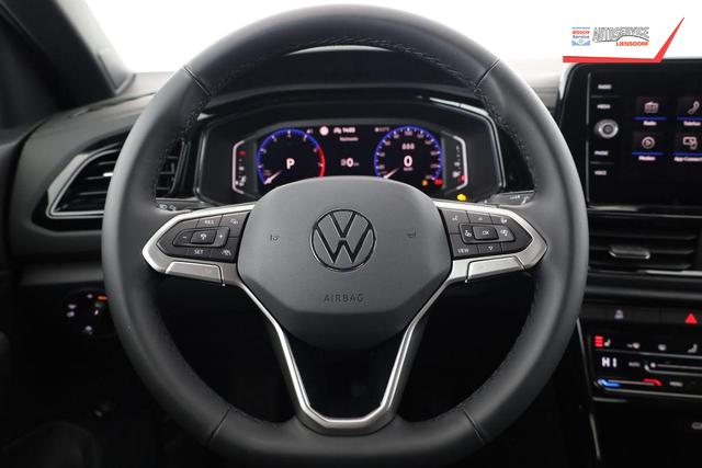 Volkswagen T-Roc Style 1.5 TSI DSG Black Style, AHK, IQ.Light, 19-Zoll, easyOpen, Navi 
