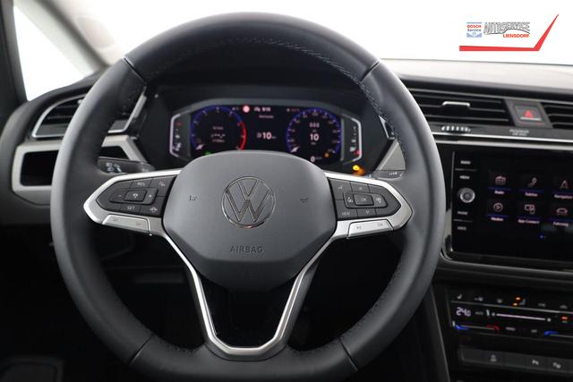 Volkswagen Touran Comfortline BMT/Start-Stopp 1.5 TSI DSG Comfortline, AHK, Navi, Side, Kamera, Winter, 17-Zoll, 3 J.-Garantie 