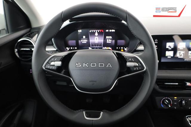 Skoda Fabia Selection 1.0 TSI Selection, Ladeboden, Park, Winterpaket, SmartLink, 4-J Garantie 