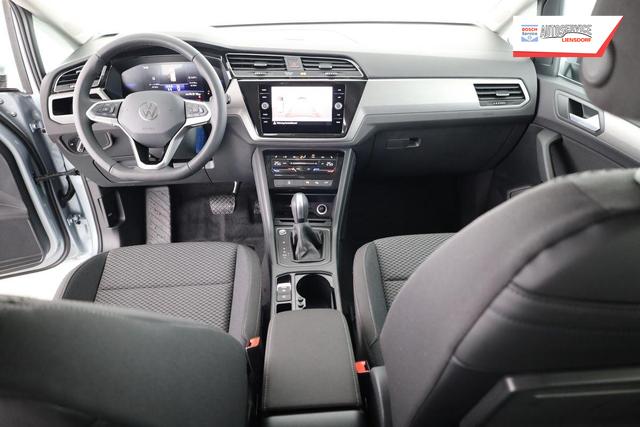 Volkswagen Touran Comfortline BMT/Start-Stopp 1.5 TSI DSG Comfortline, 7-Sitzer, AHK, Navi, Kamera, Side, Winter, 3 J.-Garantie 