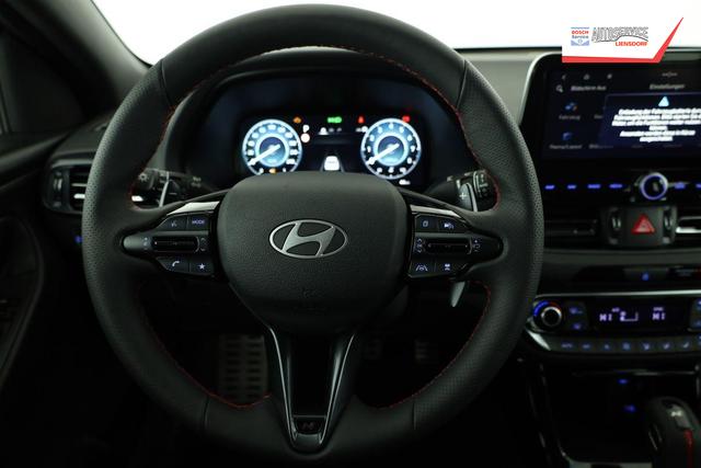 Hyundai i30 N Line 1.5 T-GDI DCT Fastback N-LINE, Navi, 18-Zoll, Kamera, LED, Winter 