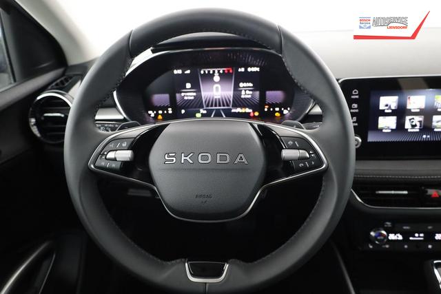 Skoda Fabia Selection 1.0 TSI DSG Selection, KESSY, Kamera, 15-Zoll schwarz, Winter, Ladeboden 