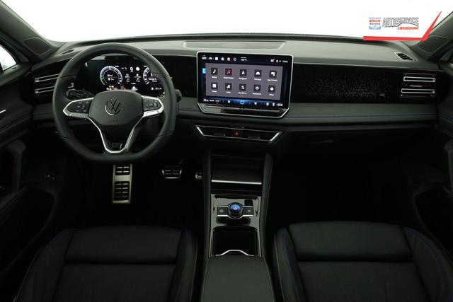 Volkswagen Tiguan 1.5 TSI eHybrid 200 kW R-Line Black, Pano, IQ.Light, 20-Zoll, AHK, AreaView, Leder Varenna 