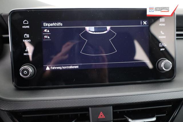 Skoda Scala Essence 1.0 TSI 130 Jahre, Sitzheizung, AppConnect, 16 Zoll, 5 J.-Garantie 