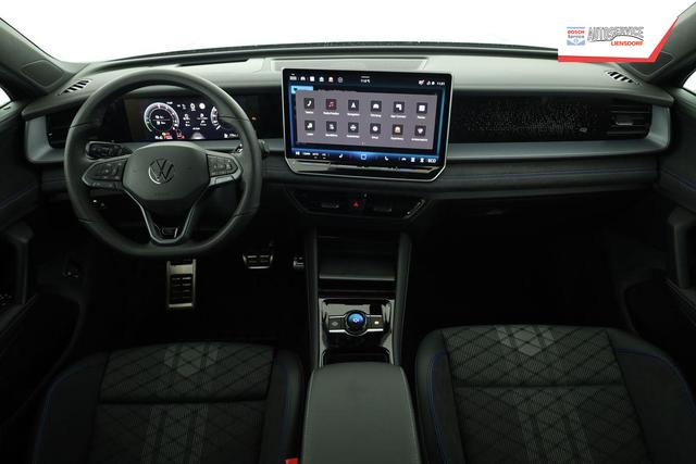 Volkswagen Tayron 1.5 TSI eHybrid 150 kW R-Line Black, HuD, AHK, AreaView, LED-Plus, Side, Navi, Winter, 5 J.-Garantie 