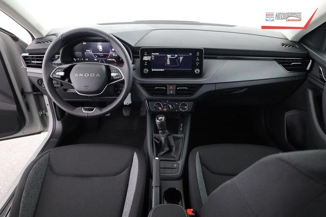 Skoda Scala Essence 1.0 TSI 130 Jahre, Sitzheizung, AppConnect, 16 Zoll, 5 J.-Garantie 