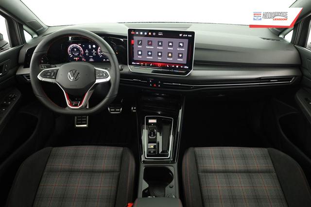 Volkswagen Golf 2.0 TSI 195 kW GTI VIII DSG, Navi, Side, Matrix, Kamera, Winter, 19-Zoll 