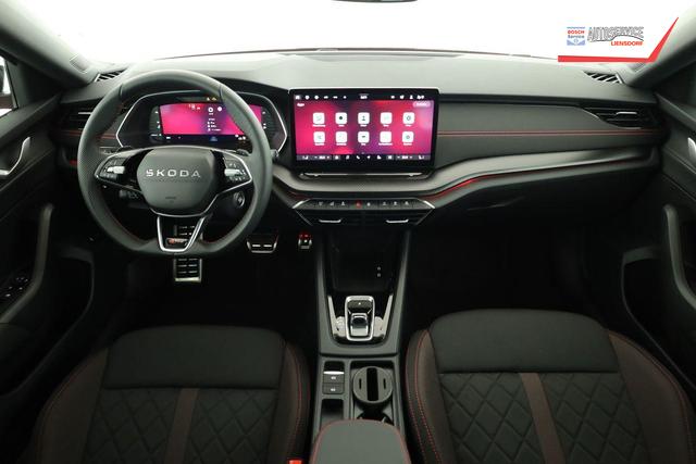 Skoda Octavia Combi 2.0 TSI 195 kW RS DSG, AHK, Navi, Matrix, Side, Winter, 5 J.-Garantie 