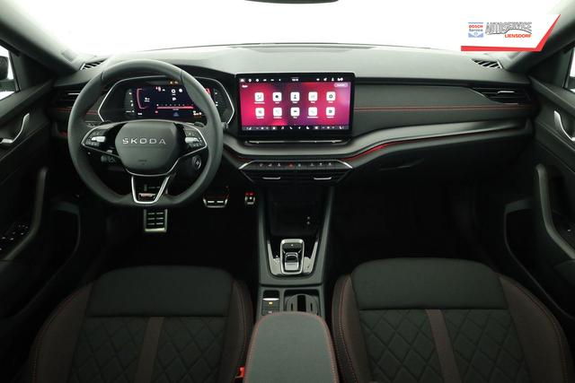 Skoda Octavia Combi 2.0 TSI 195 kW RS DSG, Pano, AHK, Navi, Matrix, Side, Winter, 5 J.-Garantie 