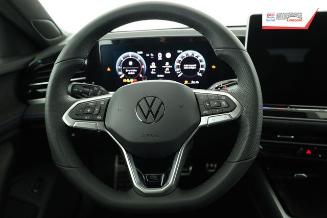 Volkswagen Passat Variant 2.0 TDI 142 kW 4Motion R-Line DSG 4M Black, AHK, IQ.Light, HUD, 19-Zoll, AreaView, Navi, Side 