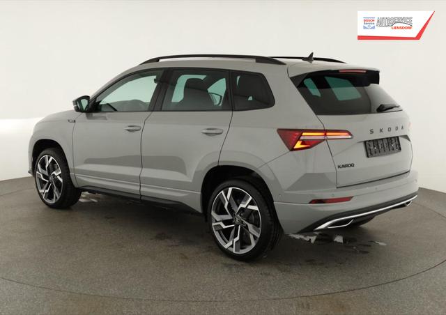 Skoda Karoq Sportline 1.5 TSI DSG Sportline, Pano, AHK, Navi, CANTON, Matrix, AreaView, Side, FS-beheizbar, 19-Zoll 