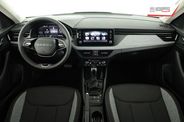 Skoda Kamiq Selection 1.5 TSI DSG Selection, AHK, LED, Kamera, Ladeboden, Winter 