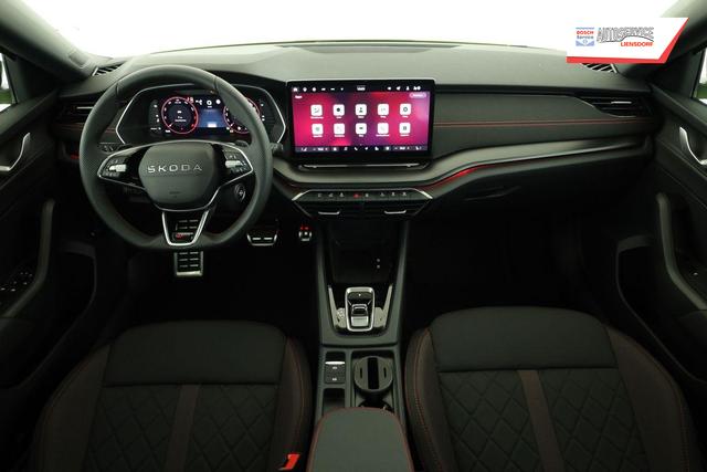 Skoda Octavia Combi 2.0 TSI 195 kW RS DSG, Pano, AHK, Navi, Matrix, Side, Winter, 5 J.-Garantie 