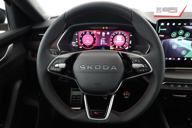 Skoda Octavia Combi 2.0 TSI 195 kW RS DSG, Pano, AHK, Navi, Matrix, Side, Winter, 5 J.-Garantie 