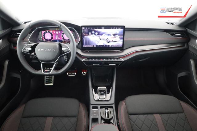Skoda Octavia Combi 2.0 TSI 195 kW RS DSG, Pano, AHK, Navi, Matrix, Side, Winter, 5 J.-Garantie 