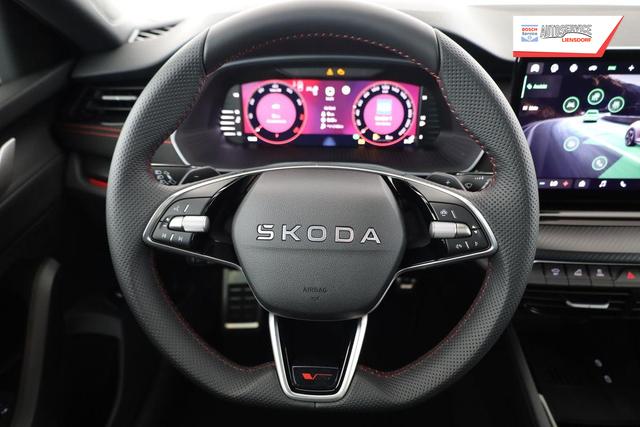 Skoda Octavia Combi 2.0 TSI 195 kW RS DSG, Pano, AHK, Navi, Matrix, Side, Winter, 5 J.-Garantie 