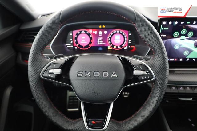 Skoda Octavia Combi 2.0 TSI 195 kW RS DSG, Pano, Standheizung, AHK, Navi, Matrix, Canton, Side, Winter, 5 J.-Garantie 