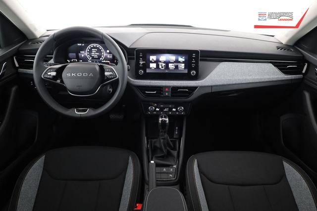 Skoda Kamiq Selection 1.5 TSI DSG Selection, AHK, LED, Kamera, Ladeboden, Winter, 16-Zoll 