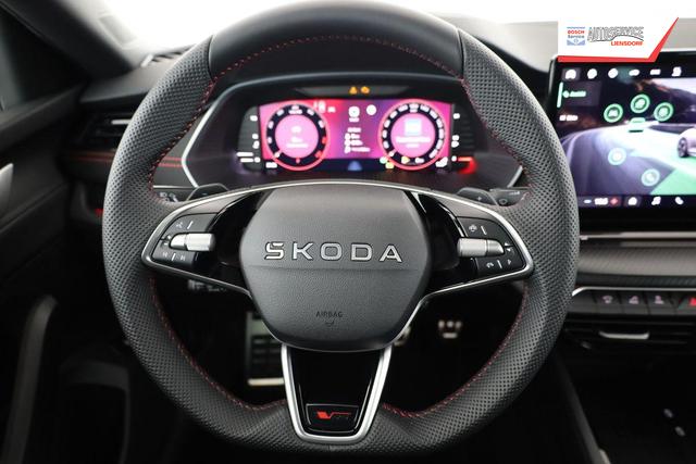 Skoda Octavia Combi 2.0 TSI 195 kW RS DSG, Pano, Standheizung, AHK, Navi, Matrix, Canton, Side, Winter, 5 J.-Garantie 
