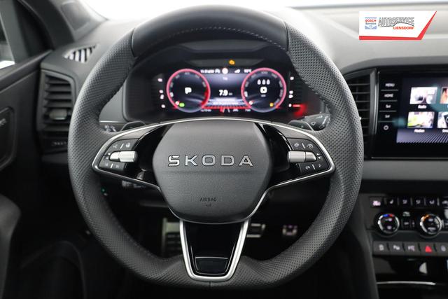Skoda Karoq Sportline 1.5 TSI DSG Sportline, Pano, AHK, Navi, CANTON, Matrix, AreaView, Side, FS-beheizbar 