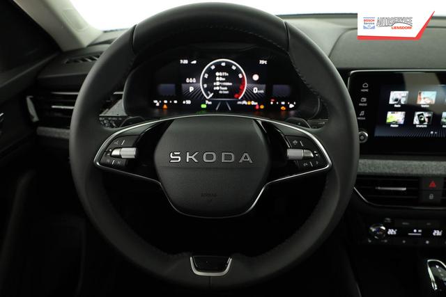 Skoda Kamiq Selection 1.5 TSI DSG Selection, AHK, LED, Kamera, Winter, Ladeboden, 16-Zoll, 4-J Garantie 