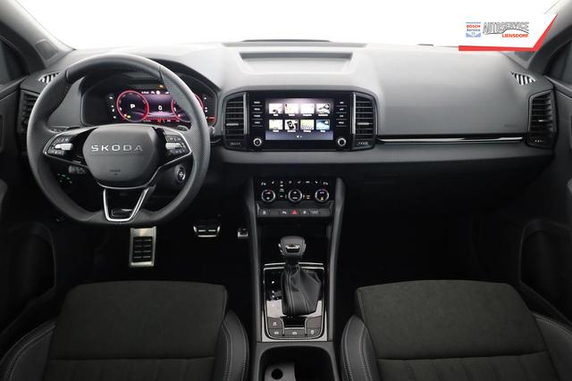 Skoda Karoq Sportline 1.5 TSI DSG Sportline, AHK, Navi, Matrix, Side, el. Klappe, Winter, 5 J.-Garantie 