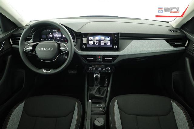 Skoda Kamiq Selection 1.5 TSI DSG Selection, AHK, LED, Kamera, Ladeboden, Winter, 16-Zoll 