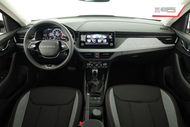 Skoda Kamiq Selection 1.5 TSI DSG Selection, AHK, LED, Kamera, Winter, Ladeboden, 16-Zoll, 4 J.-Garantie 