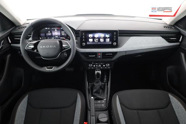 Skoda Kamiq Selection 1.0 TSI DSG Selection, AHK, Matrix, Kamera, Ladeboden, Winter, 16-Zoll 